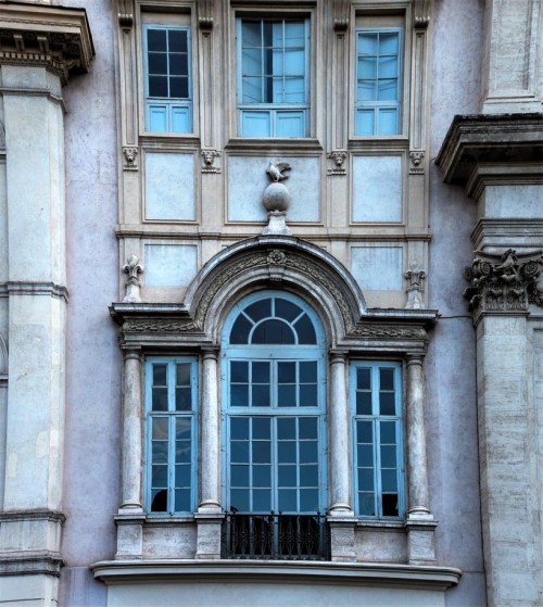 Galleria Serliana, Palazzo Pamphilj_