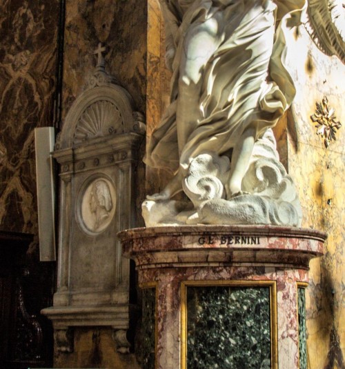 Basilica of Sant'Andrea delle Fratte, in the background tombstone of Antonio Zucchi and Angelika Kauffmann