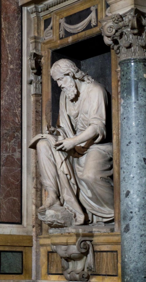 Sant'Andrea della Valle, kaplica Barberinich, posąg św. Jana Ewangelisty