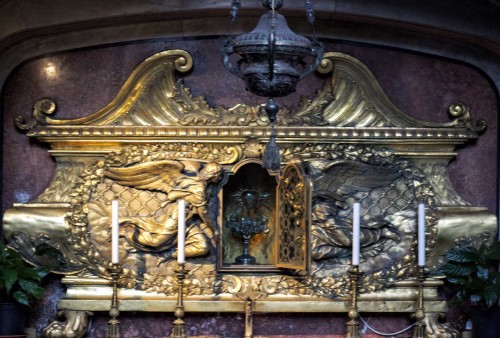 Basilica of San Carlo al Corso, church ambulatory, reliquary with the heart of St. Charles Borromeo