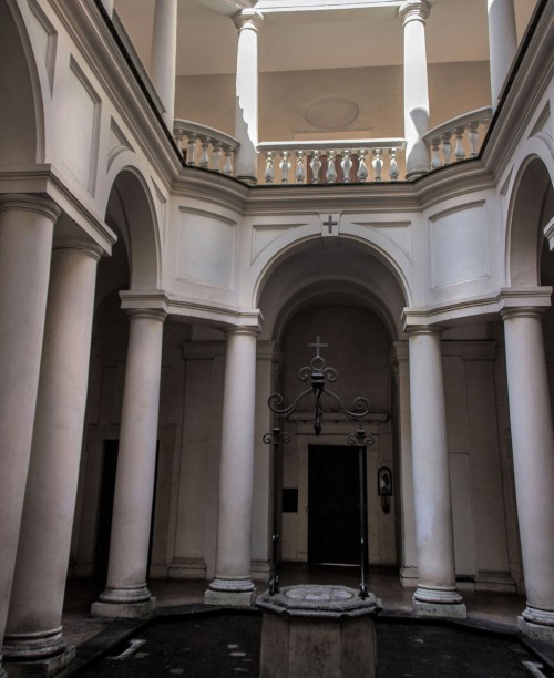 Church of San Carlo alle Quattro Fontane, monastery courtyard, Francesco Borromini