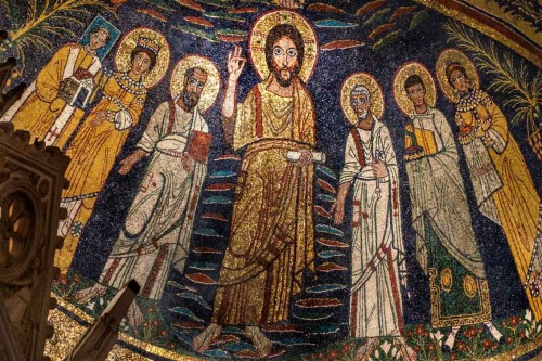 Church of Santa Cecilia, mosaics – in the middle Christ surrounded by SS. Peter and Paul, Valerian and Cecilia, Agatha, and Pope Paschalis I