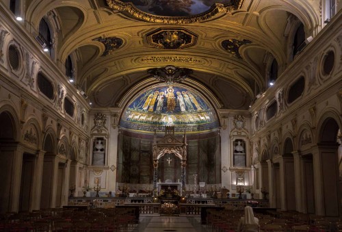 Interior of the Basilica of Santa Cecilia, in the background apse from the times of Pope Paschalis I