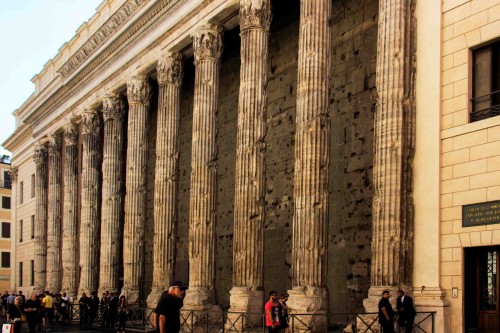 Remains of the Temple of Hadrian, Piazza di Pietra