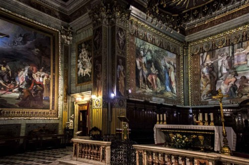 San Girolamo dei Croati, transept i chór z malowidłami Pietro Gagliardiego