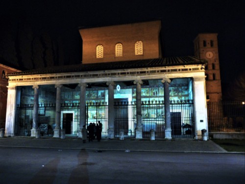 San Lorenzo fuori le mura, przedsionek kościoła