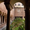 San Lorenzo fuori le mura, krużganki