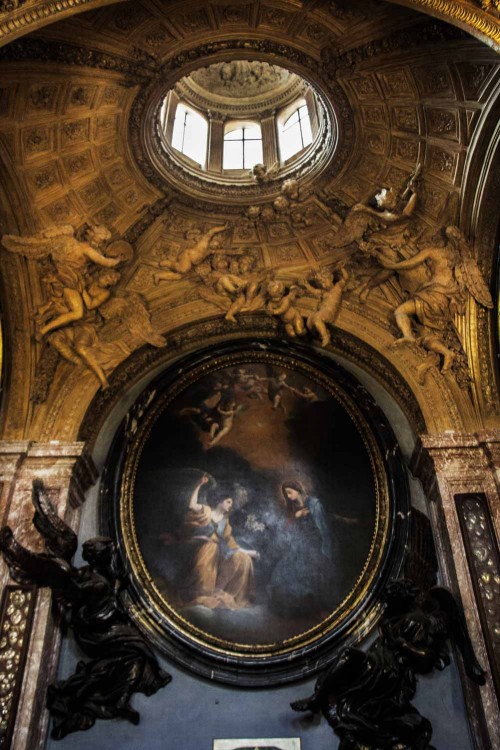 Church of San Lorenzo in Lucina, chapel of the Fonseca family, vault and main altar – The Annunciation – Lodovico Gimignani