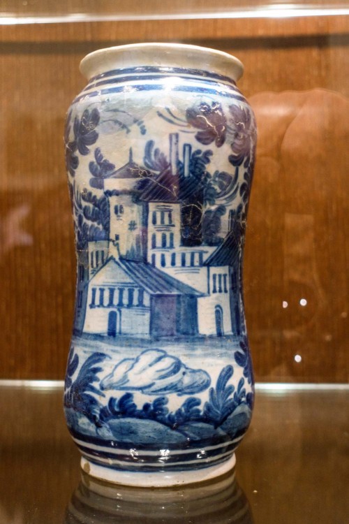 One of the pharmaceutical dishes in the museum on the ground floor of the Church of San Lorenzo in Miranda