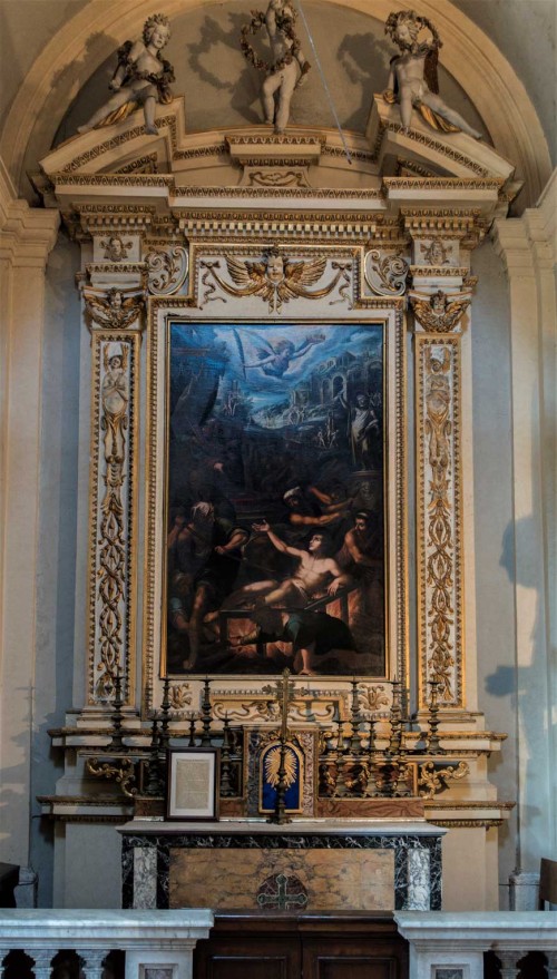 Church of San Lorenzo in Miranda, side altar with the painting The Martyrdom of St. Lawrence, unknown painter