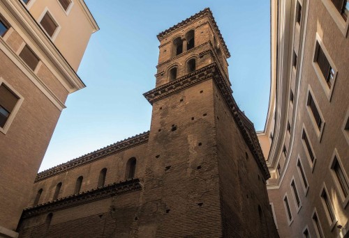 San Lorenzo in Piscibus, church façade