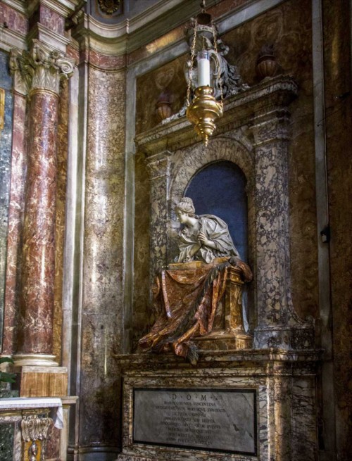 Church of San Marcello, Muti family chapel, tombstone of Maria Colomba Vicentini