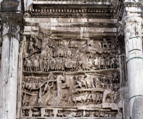 Triumphant arch of Emperor Septimius Severus, relief with the story of the conquest of the Parthian Empire