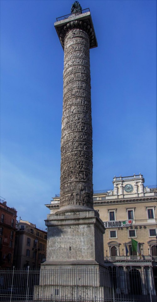 Column of Emperor Marcus Aurelius, Piazza Colonna