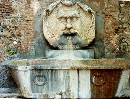 Giacomo della Porta, Fontana del Mascherone di Santa Sabina in front of the Church of Santa Sabina