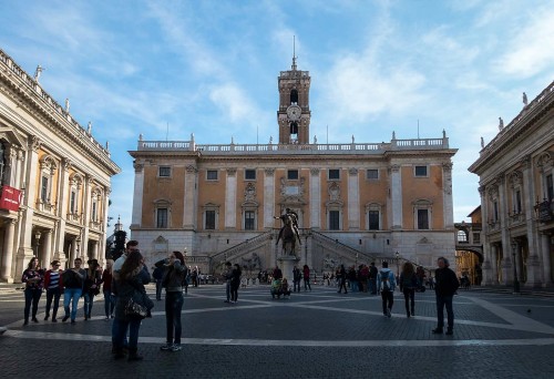 Giacomo della Porta, implementation of the design of Capitoline Square according to the design of Michelangelo