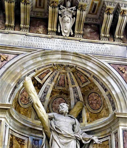 St. Longinus, one of the figures found in the pillars supporting the dome of St. Peter’s Basilica – foundation of Pope Urban VIII. At the base the Barberini coat of arms