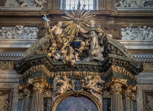 Il Gesù, zwieńczenie ołtarza Ignacego Loyoli (Cappella Sant'Ignazio)