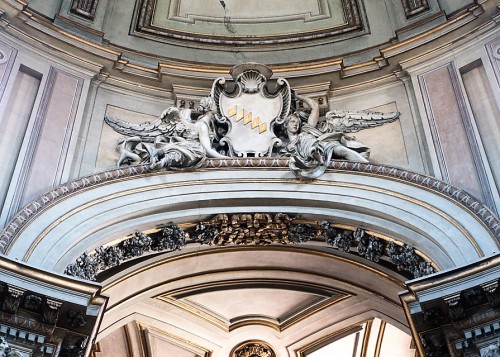 Church of Santa Maria dei Miracoli, coat of arms of cardinal Girolamo Gastaldiego