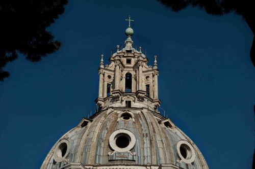 Church of Santa Maria di Loreto, lantern at the top of the dome