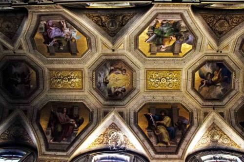 Church of Santa Maria in Aquiro, vault paintings from the XIX century