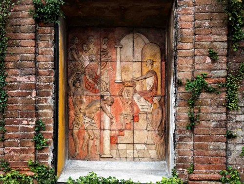 One of the stations of the cross (XX century) leading to the Church of San Pietro in Montorio