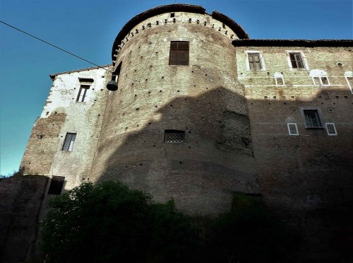 Zabudowania klasztorne kościoła Santi Quattro Coronati, widok od strony via dei Querceti