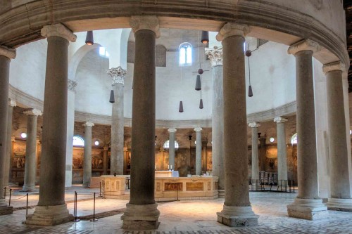 San Stefano Rotondo, church interior