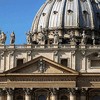 Bazylika San Pietro in Vaticano, herb i napis uwieczniający papieża Pawła V