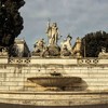 Piazza del Popolo, Neptun i trytony - zachodnia strona placu