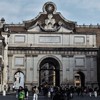 Piazza del Popolo, Porta del Popolo zmodernizowana w czasach papieża Aleksandra VII