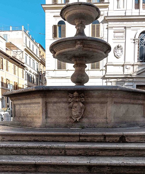 Piazza della Madonna dei Monti, Fontana dei Catecumeni - Giacomo della Porta