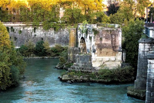 Ponte Rotto