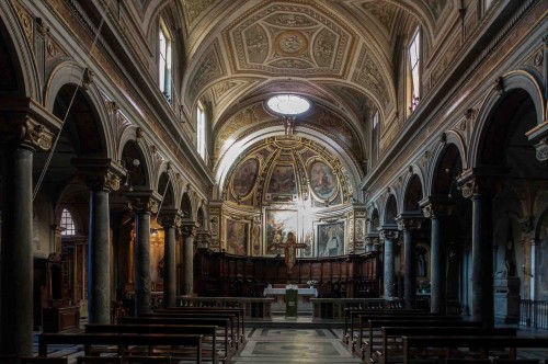 Church of San Stefano del Cacco, main altar showing the stoning of St. Stephen