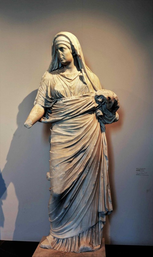 Statue of one of the Vestas from the atrium of the House of Vestals at the Temple of Vesta, Museo Palatino