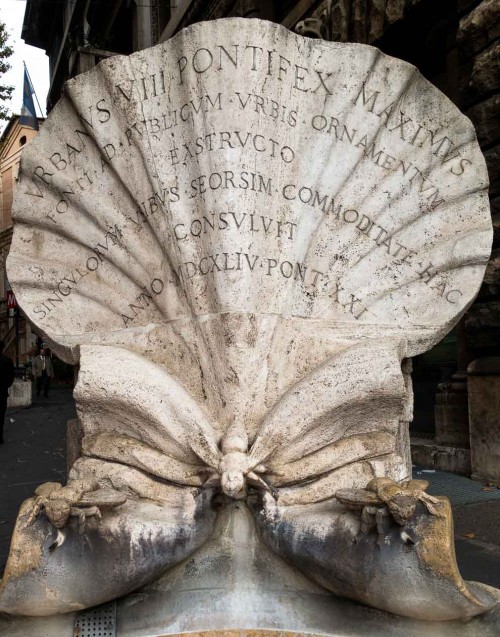 Gian Lorenzo Bernini, Fontana delle Api, Piazza Barberini