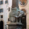 Gian Lorenzo Bernini (projekt), Ercole Ferrata (wykonanie), obelisk przed kościołem Santa Maria sopra Minerva