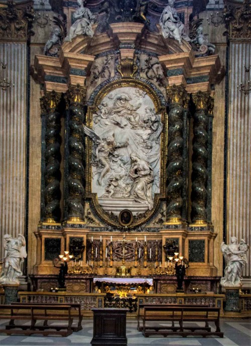 Pietro Bracci, angels in the altar of Jan Berchmans, Church of Sant’Ignazio