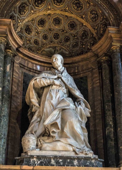 Pietro Bracci, figure of Pope Benedict XIII – papal tombstone in the Basilica of Santa Maria sopra Minerva