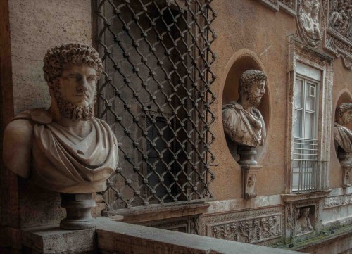 Palazzo Mattei di Giove, loggia pierwszego piętra