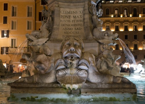 Fontana della Rotonda