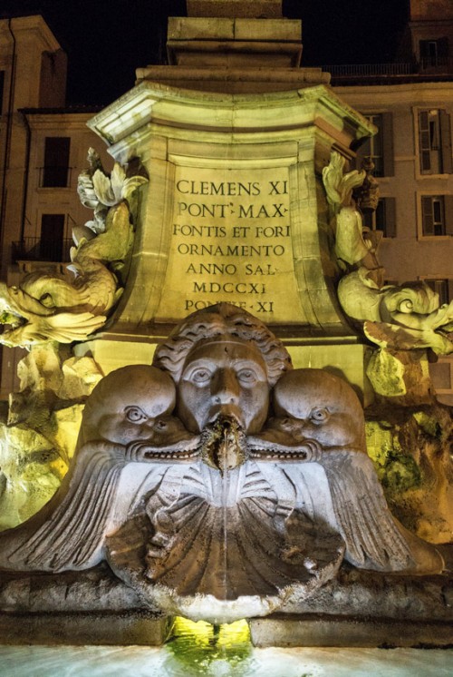 Fontana della Rotonda at Piazza della Rotonda