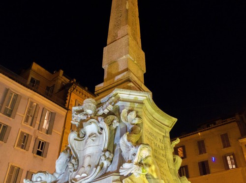 Fontana della Rotonda