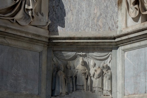 Column of the Immaculate Conception, one of the bas-reliefs – Announcement of the Dogma of Immaculate Conception of the Virgin Mary by Pope Pius IX