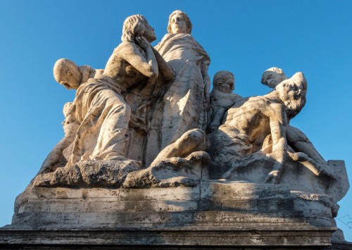 Ponte Vittorio Emanuele II, jedna z alegorycznych grup zdobiących most