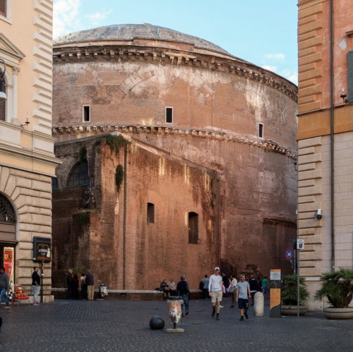 Pantheon, view from the Piazza Santa Maria sopra Minerva