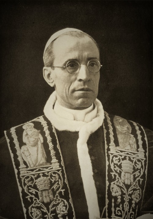 Pius XII, pic. Wikipedia