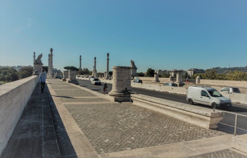 Ponte Flaminio, monumental bridge pavements