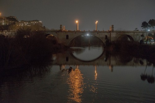 Ponte Flaminio nocą