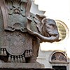 Minerveo Obelisk, star and six mountains – the symbols of the coat of arms of Pope Alexander VII